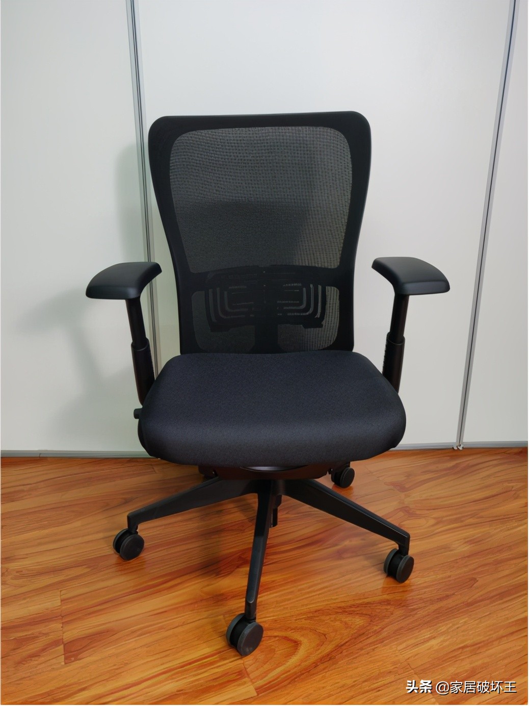 赫曼米勒人体工学椅怎么选,赫曼米勒工学椅