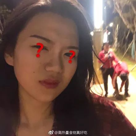 父母秀恩爱对子女的好处,父母特别秀恩爱的方式