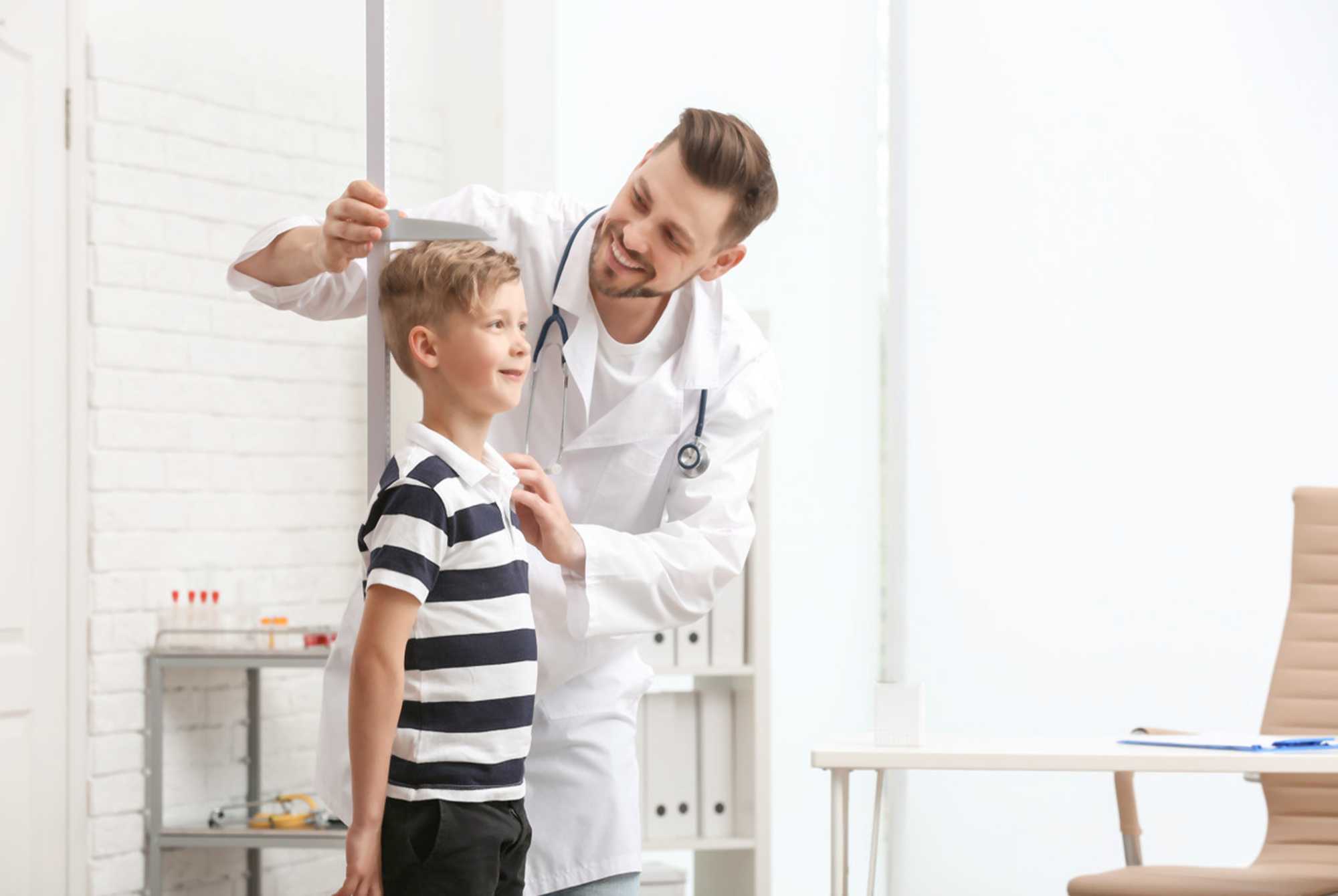 孩子长不高和内分泌失调有关系吗,关于孩子身高发育的问题