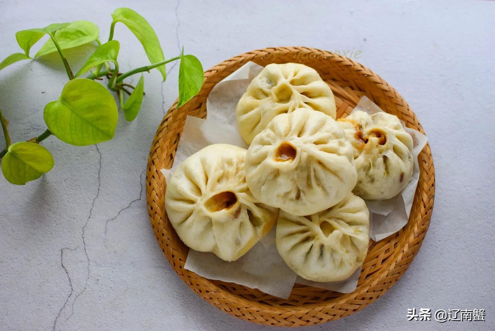 干菜包子掺什么蒸好吃,梅干菜肉包子馅蒸40分钟