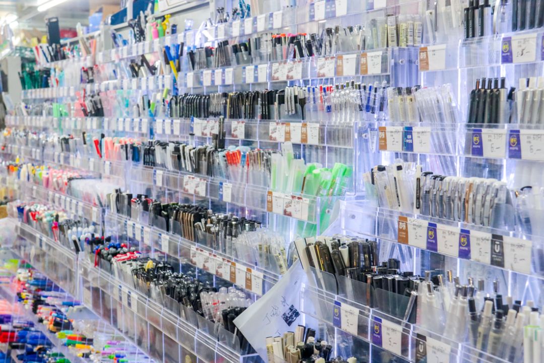 任尔东西南北风配图,任尔东西南北风我亦巍然不动