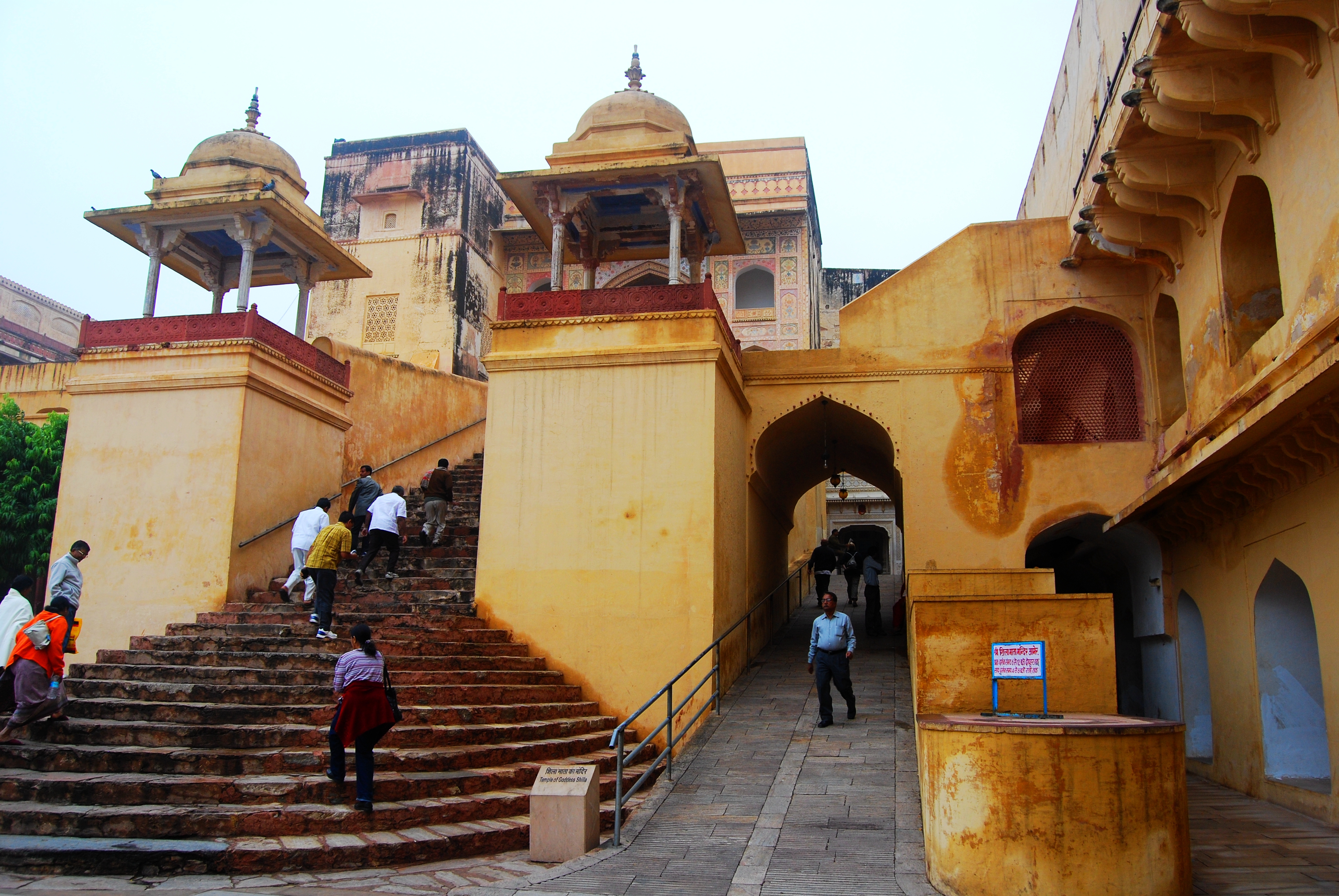 琥珀堡皇宫图片,琥珀堡镜宫