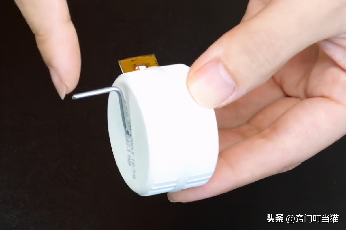 皮尺粘塑料瓶盖,塑料瓶盖粘皮尺