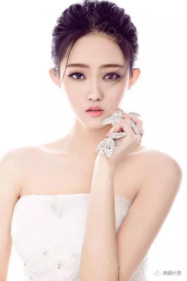 什么是白脸娃娃,什么是瓷娃娃