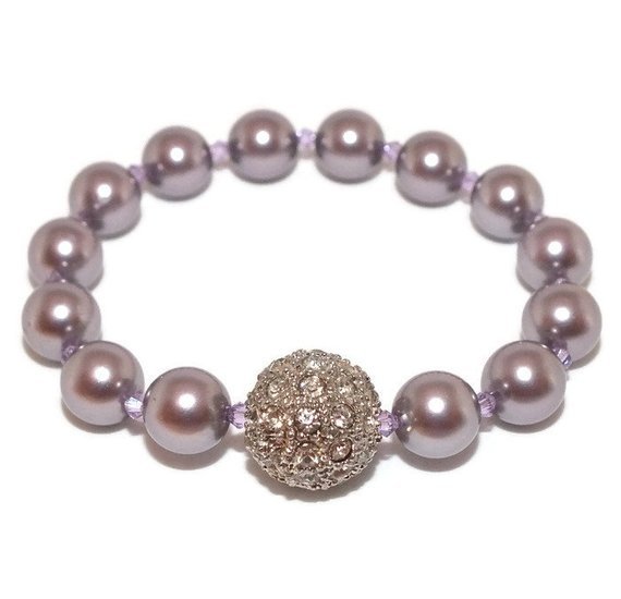 时尚之不可思议，有一种假珍珠抢走了真珍珠的半壁江山