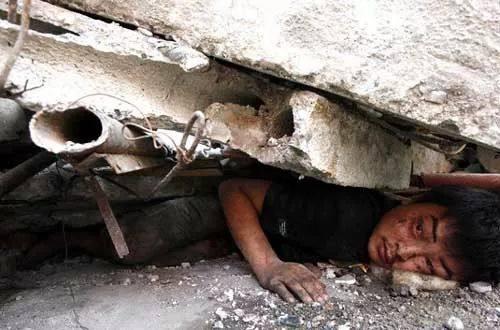 汶川大地震图片真实照片高清,5.12汶川大地震高清图片