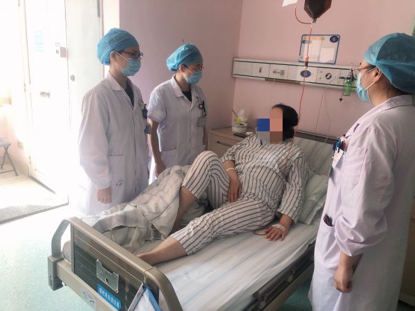 女子担心早衰拖延治疗,致多发肌瘤痛失子宫