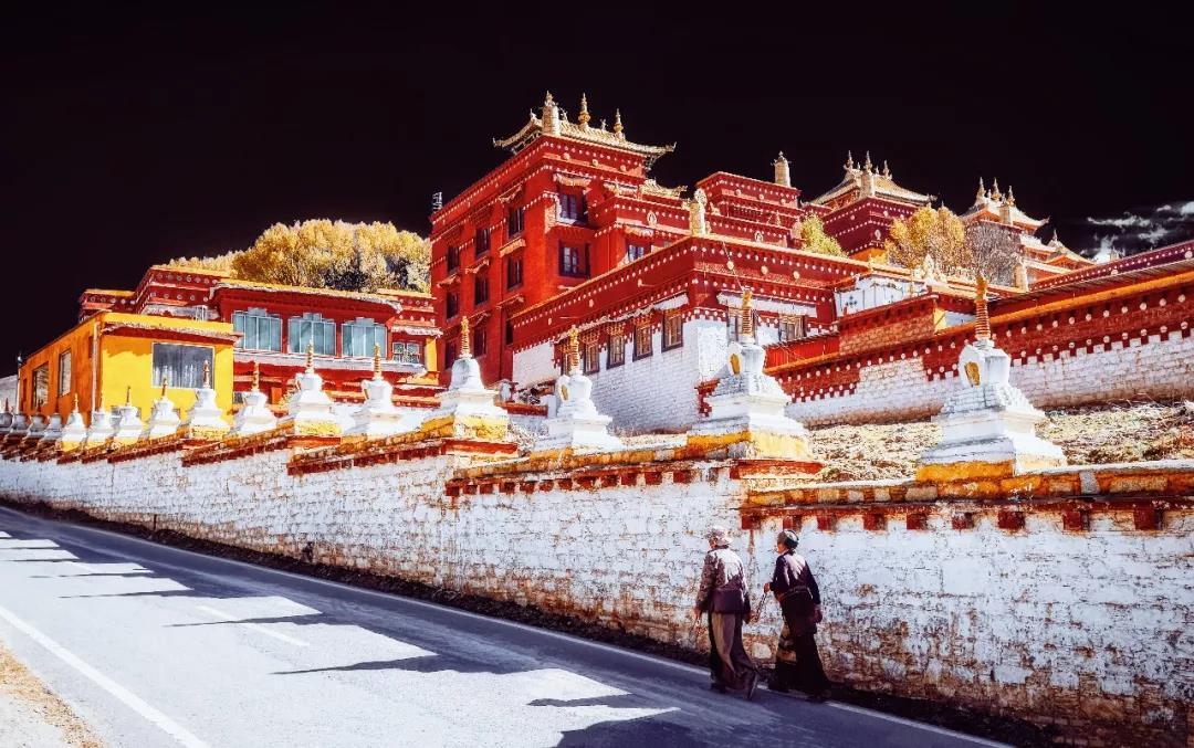 国庆旅游稻城亚丁自驾游最佳路线,国庆川西稻城亚丁风景区一日游