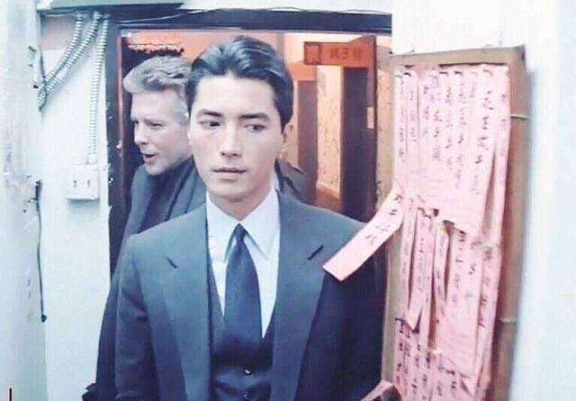 王祖贤喜欢尊龙到什么程度 (尊龙有没有和王祖贤在一起)