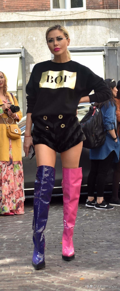 jordan5红蓝鸳鸯鞋,最近很火的鸳鸯鞋