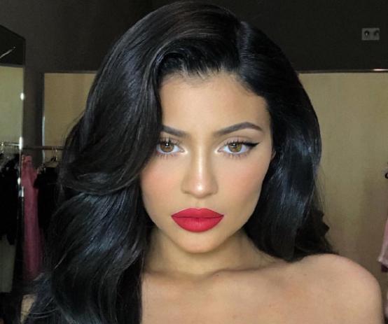 亚洲女生素颜可涂的大牌口红,亚洲女生的欧美妆