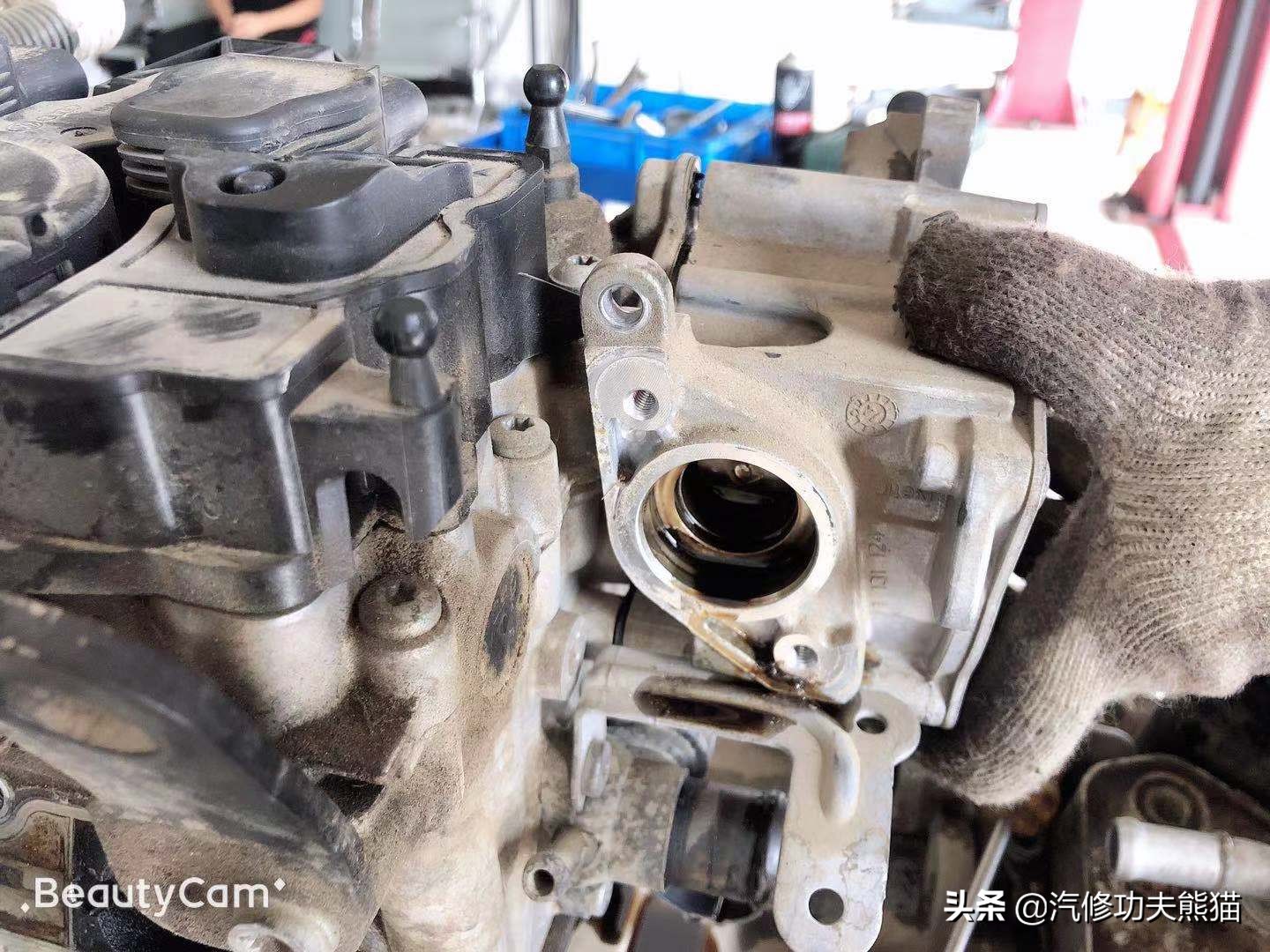 2012款夏朗2.0t烧机油怎么处理,大众夏朗2016款为什么会烧机油