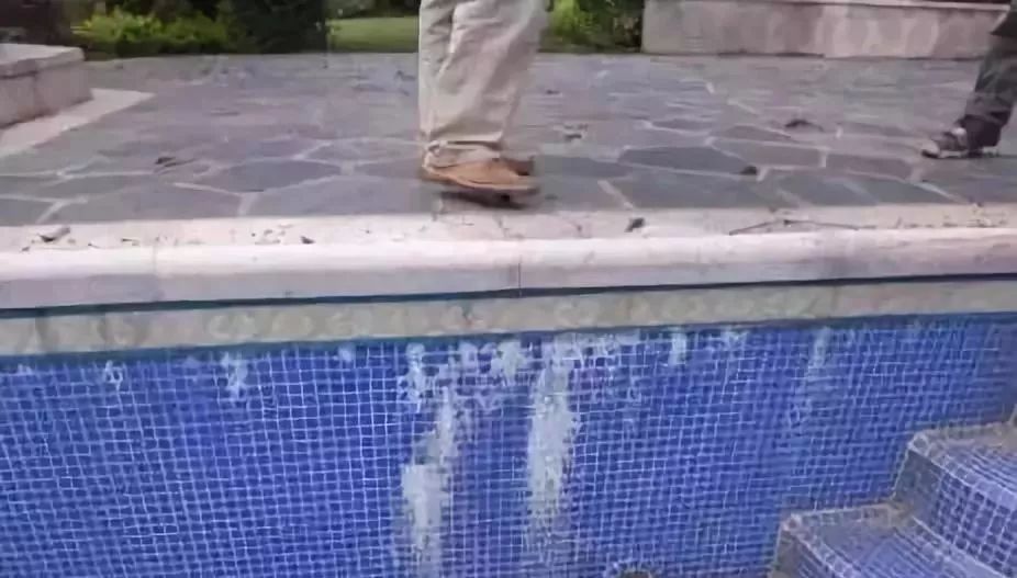 石材反碱和泛碱的区别,室外地面石材泛碱怎么办