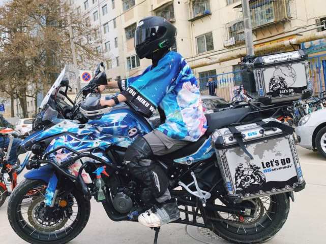 为什么初音未来不算二次元,初音未来为什么不出歌