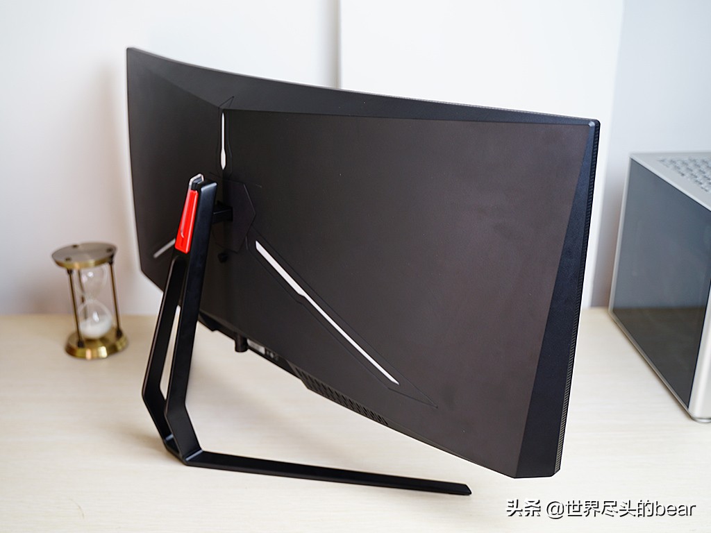 泰坦军团n34sq-plus评测,让视野更宽广与世界同脉动