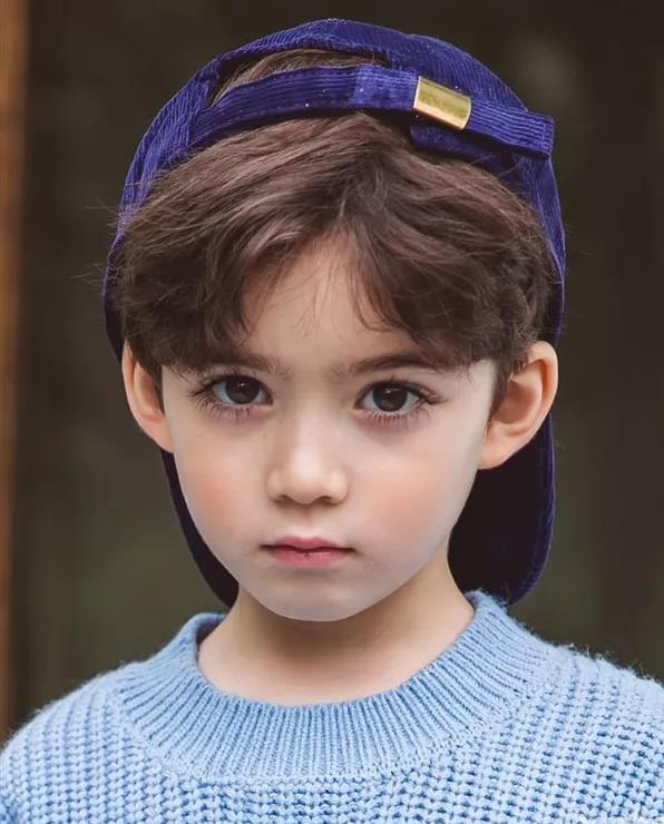 韩国神仙颜值小男孩,睫毛精小男孩韩国