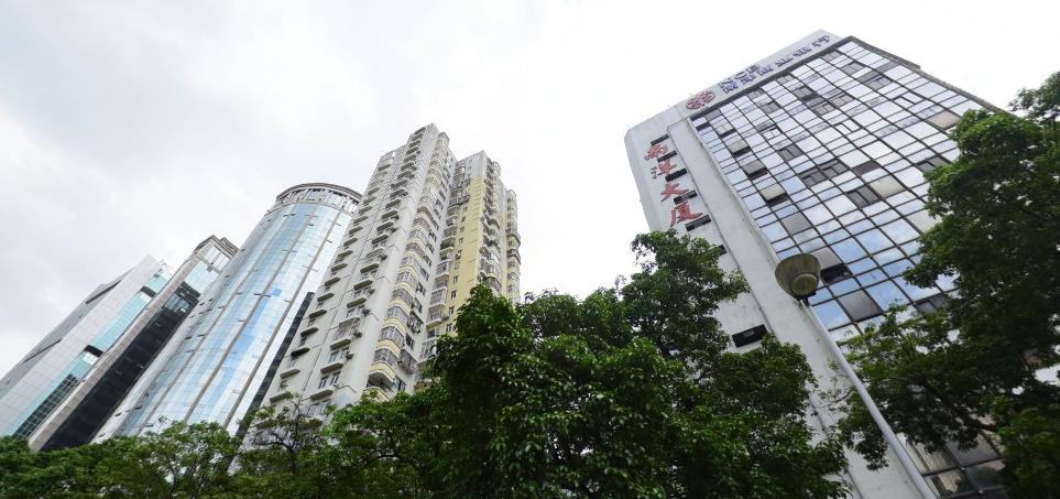 中国最时尚潮流的服装批发,适合批发市场的快时尚服装品牌