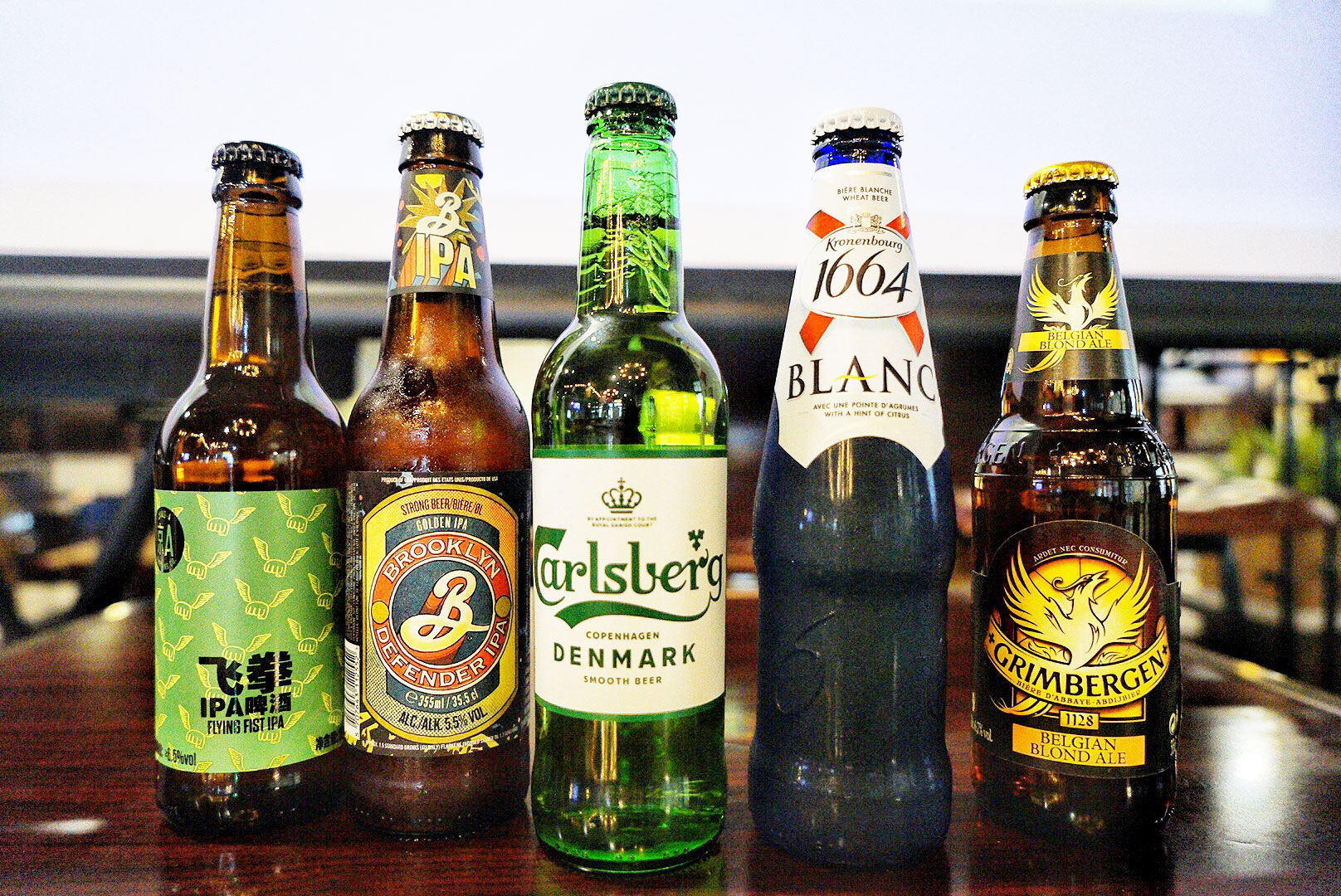 花式喝啤酒的正确方法,啤酒最流行喝法视频教程