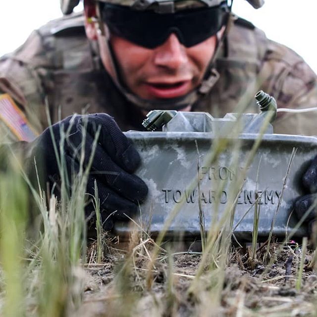 全副武装特种兵都有什么装备,特种兵的装备到底怎么装备才帅