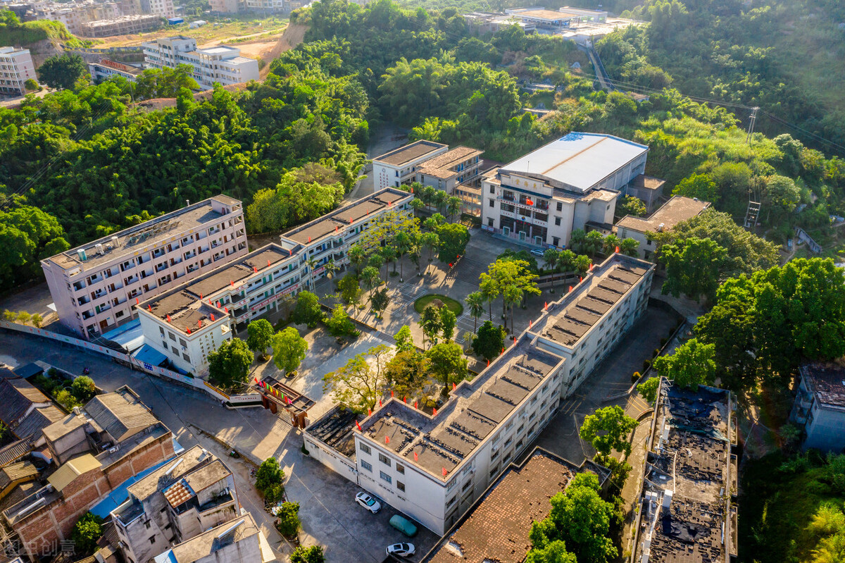 中考改革不出难题,中考改革后高考考不上的怎么办