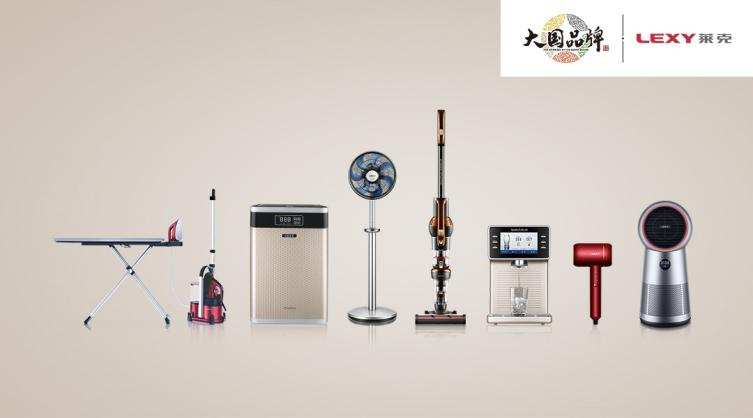 500架无人机表演点亮杭城夜空,500架无人机点亮上海