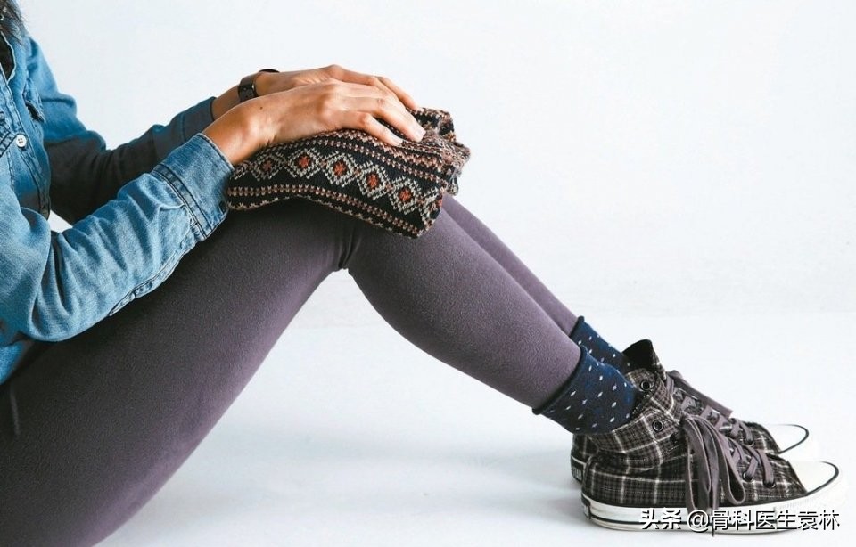 70多岁老人膝盖关节炎怎么治疗,老年膝盖关节炎疼的最佳解决方法