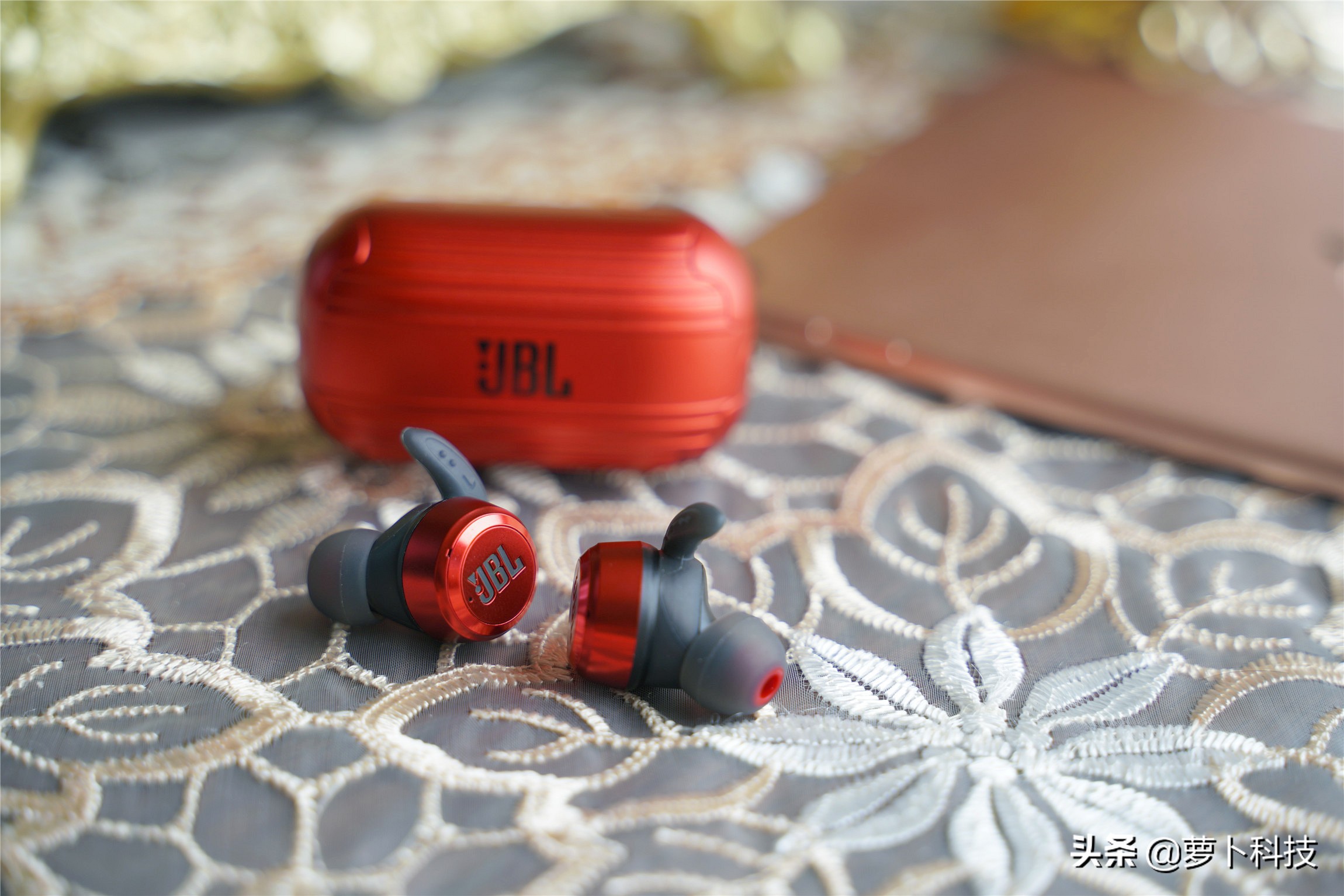 jbl蓝牙耳机t280tws开箱,jblt280twsx评测