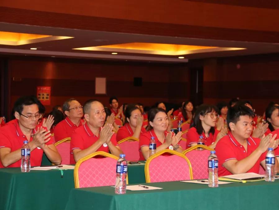 上井冈传承火种守初心，下豫章接续奋斗图新志——学校井冈山拓展培训活动纪实