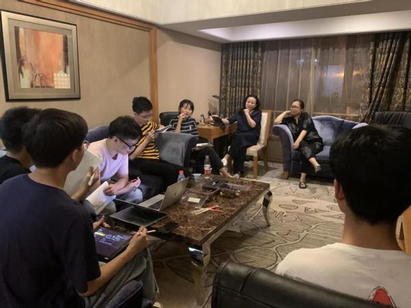 大学生可直接报考外交部公务员吗,大三遴选进入外交部好吗