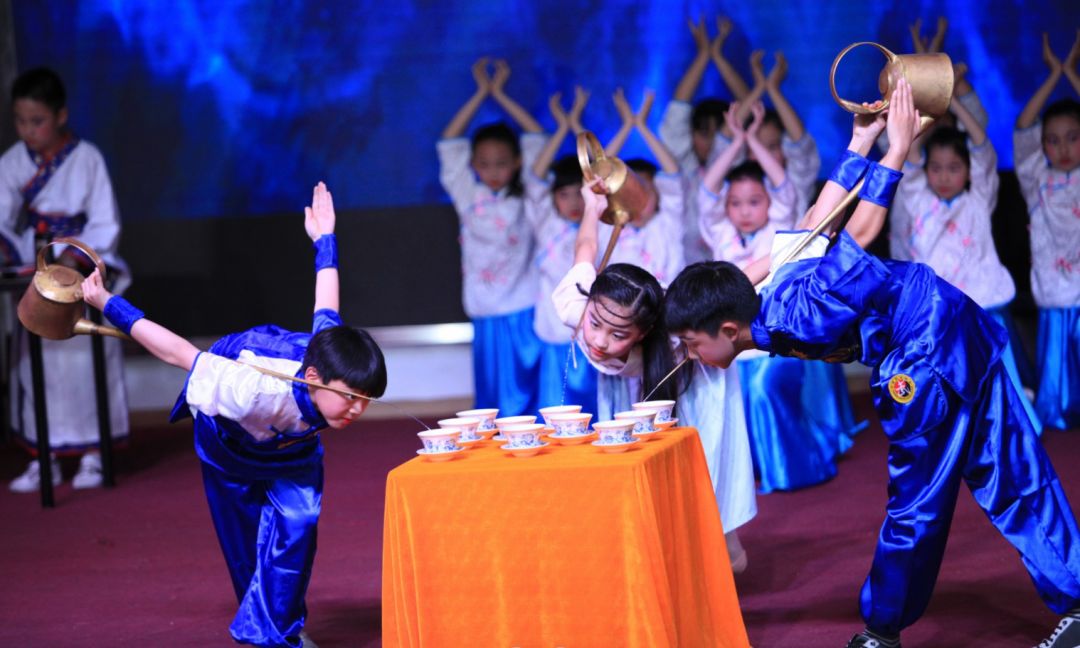 成都市青白江区为明学校校长,成都为明学校徐业云校长