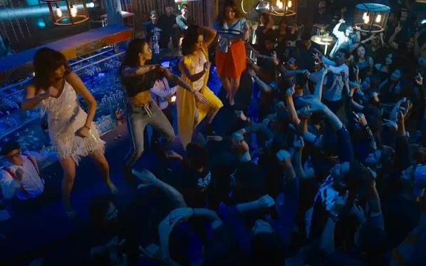 大尺度、撩男、双性恋，这部印度好剧竟然没有被*播禁**