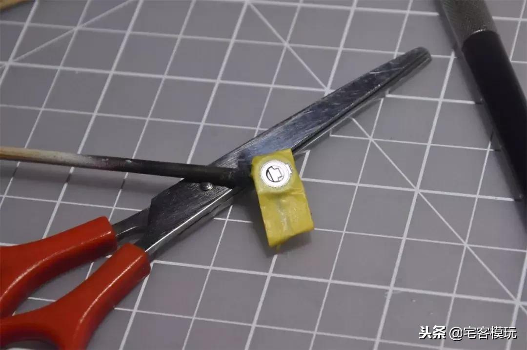 模型制作范例：田宫1:12雅马哈YZF-R1M,14133制作过程