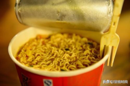 煮泡面的第100种吃法,煮100包方便面