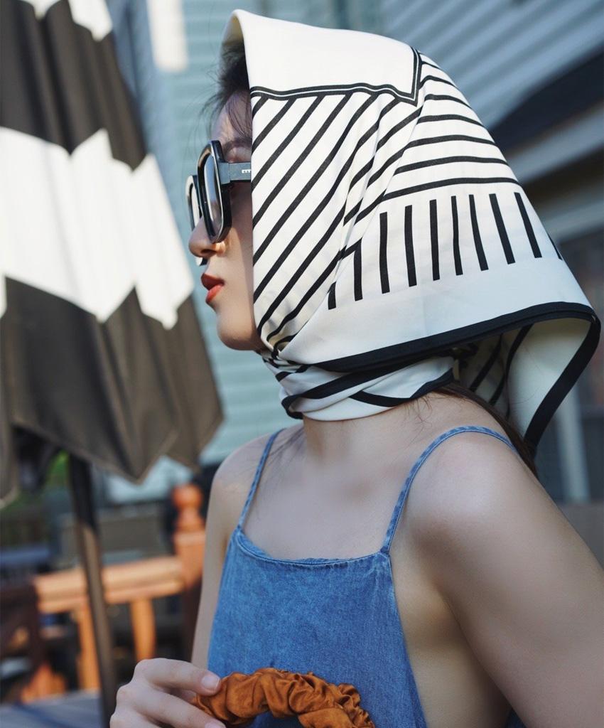 丝巾多种搭配让你变身时髦精,土气又廉价的丝巾穿搭技巧