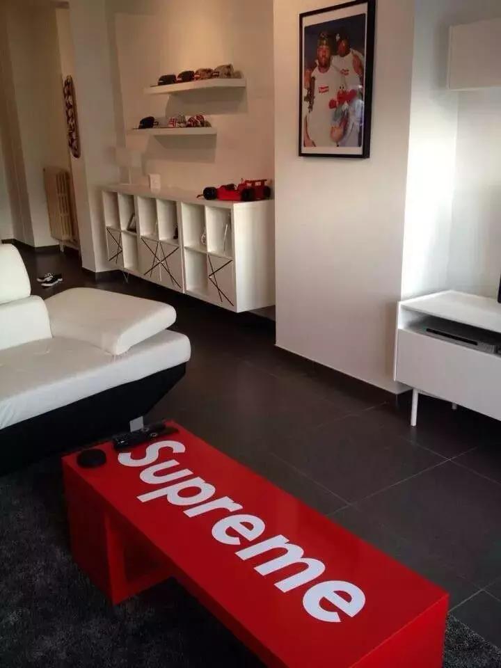 supreme联名款潮牌,supreme潮牌联名