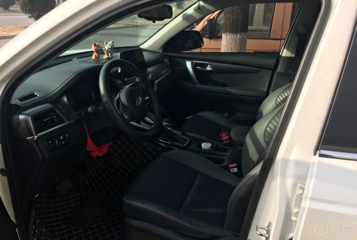 最新起亚智跑提车作业,老款起亚智跑购车推荐