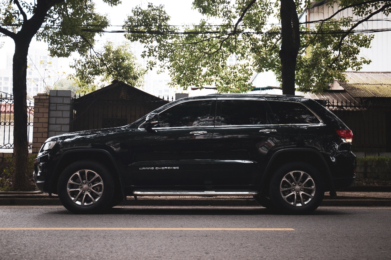 享受被围观的待遇！咱大切才是真男人座驾！