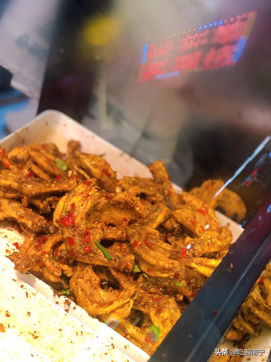 南宁香酥鸭头哪家好吃,南宁鸭脚哪个最好吃