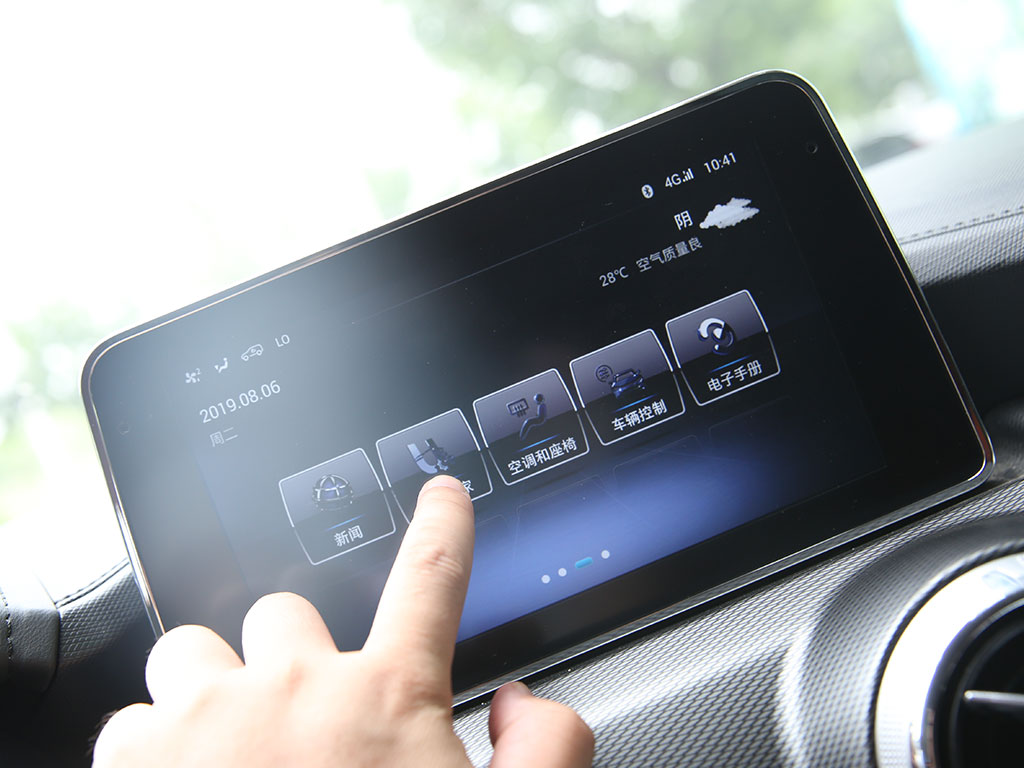 场爷撩车：5.99万起售的SUV如何让5位编辑对它的态度发生大转变？