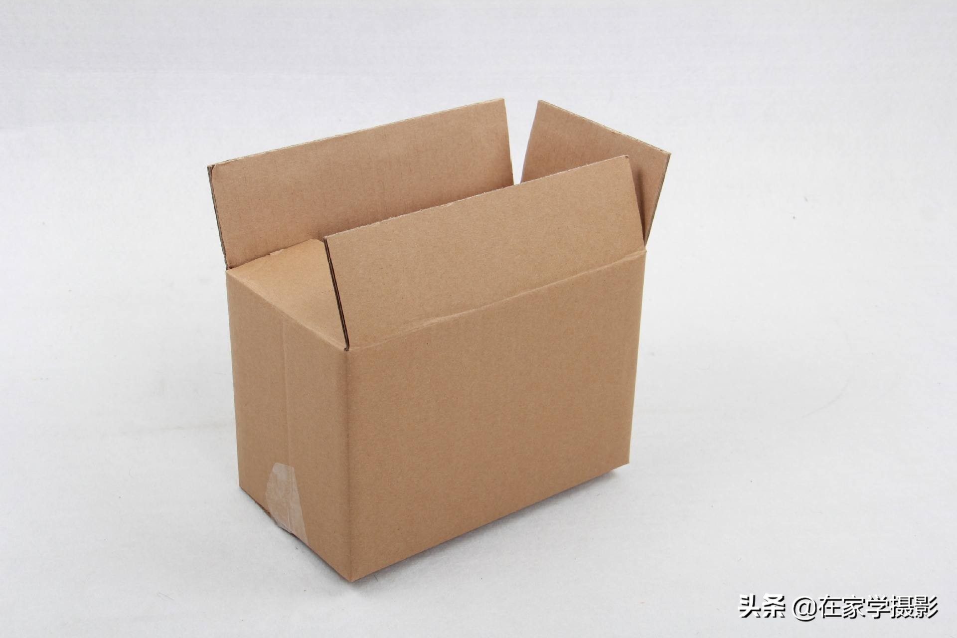 摄影基础入门相机二手,哪里买二手摄影器材靠谱点