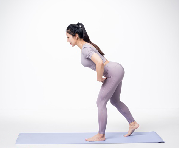 产后瘦小腹瑜伽动作,拯救产后松垮小腹瑜伽