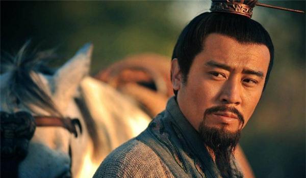 历史上真实的刘备是怎样的一个人,后世对刘备的评价为何和曹操不同