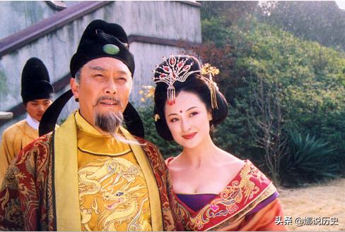 经典传奇杨贵妃为何被赐三尺白绫,杨贵妃真实死因被揭开