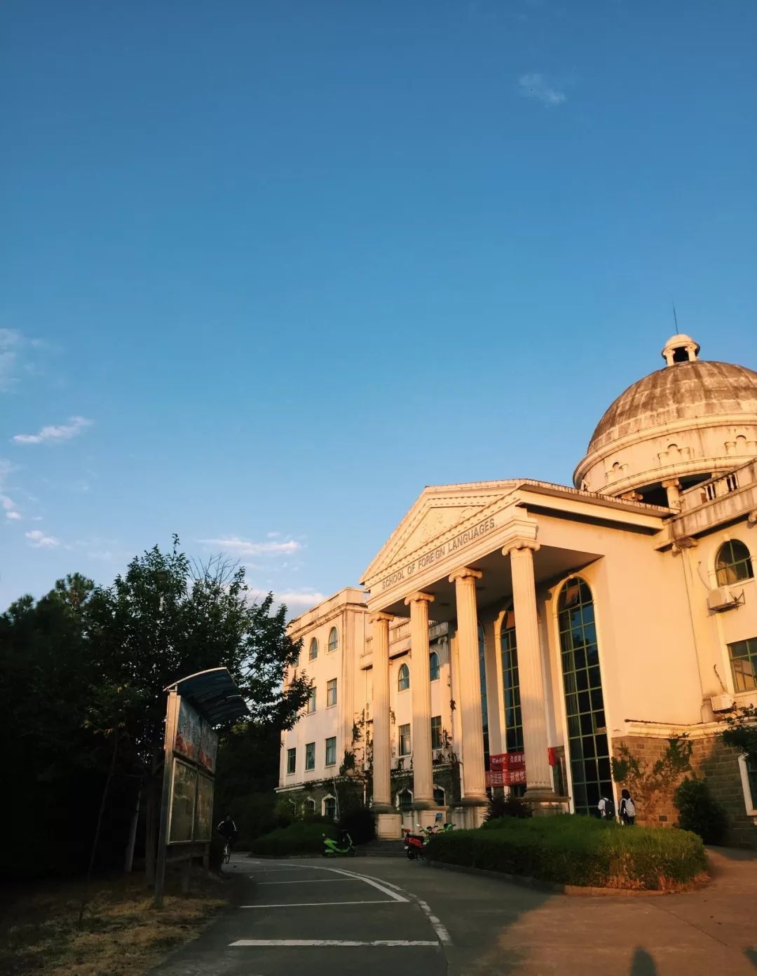 233路尽头的南昌航空大学,承包你的四年青春!