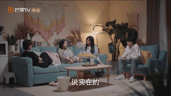 太假了！刚毕业就住豪宅？临产前还在上班，才是女性职场的真相