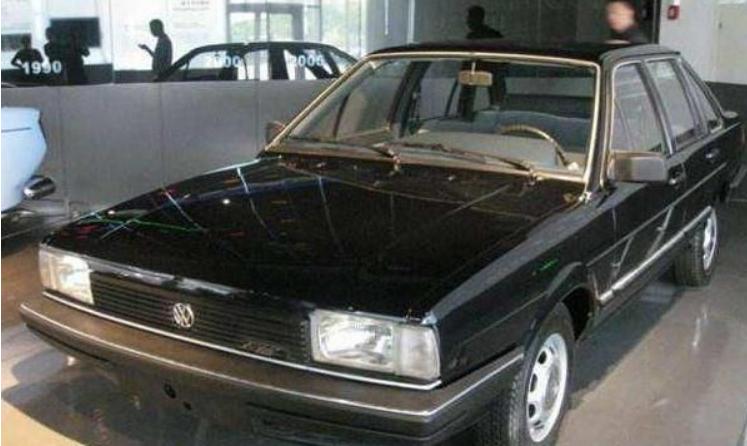 国内第一台桑塔纳是哪年出来的,桑塔纳值得收藏吗