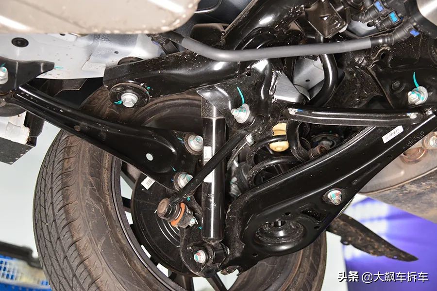 这台变速箱不容易，“接化发”都累出汗了