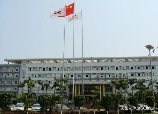 国内十大汽车集团座次重大变化,中国十大汽车集团公司几家是国企