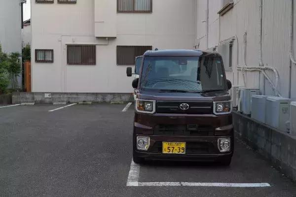 逛了日本100多个停车场发现他们买车的秘密