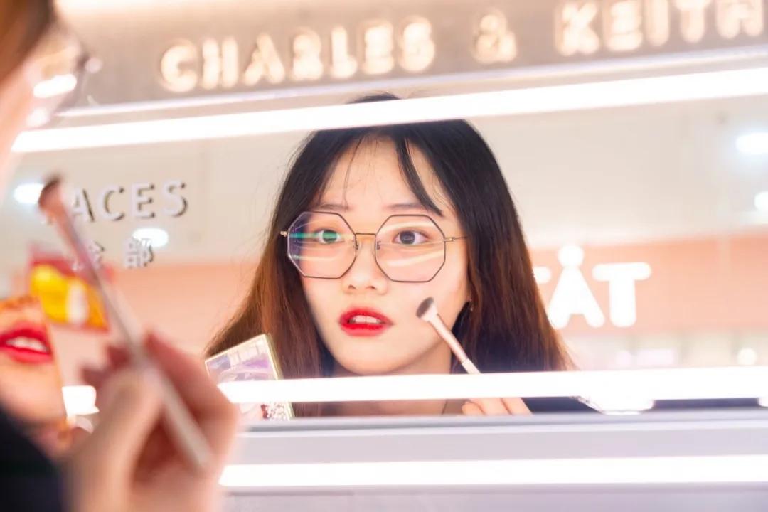 游乐园幼儿专用彩妆,100个欧美彩妆单品